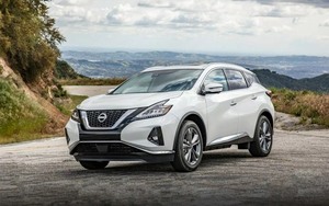 Nissan Murano 2024 sử dụng động cơ V6, giá gần 900 triệu đồng