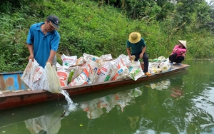 Thả xuống hồ nước, đập nước ở Đắk Lắk hơn 35.000 con cá cá trắm, mè, chép, trôi, cá lăng, rô đồng