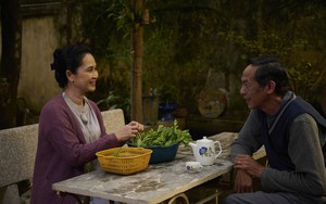 NSND Bùi Bài Bình, Lan Hương hé lộ bài học từ ông Toại - bà Cúc trong phim "Gia đình mình vui bất thình lình"