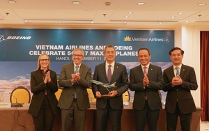 Vietnam Airlines và Boeing ký kết ghi nhớ chào bán 50 máy bay 737 MAX giá trị 10 tỷ USD