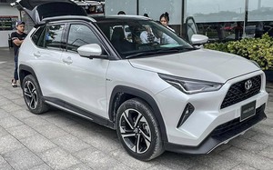 Ảnh thực tế Toyota Yaris Cross 2023 tại đại lý Việt Nam, sẵn sàng đấu KIA Seltos, Hyundai Creta