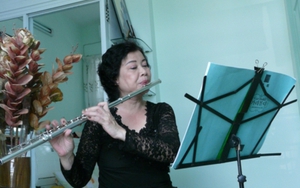 "Người đàn bà thổi sáo" Hồng Nhung - vợ thứ 2 của nhạc sĩ Phú Quang qua đời