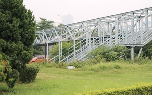 Cầu vượt đường bộ hiện đại phục vụ đường đua F1 bỏ hoang ở Hà Nội
