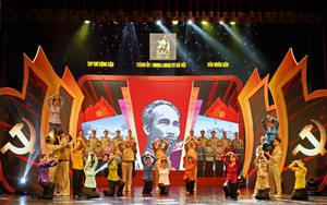 Khát vọng độc lập và Bản lĩnh Việt Nam gây xúc động trong chương trình Sao Độc lập mừng Quốc khánh