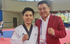 ASIAD 19: Võ sĩ Trần Hồ Duy nói gì khi cầm chắc huy chương taekwondo?
