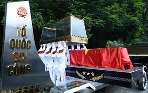 Ảnh ấn tượng tuần: Lễ tang Thượng tướng Nguyễn Chí Vịnh và cầu nghìn tỷ nối Hải Phòng - Quảng Ninh