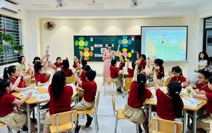 2 cô giáo tiểu học Hà Nội sáng tạo tiết học Hoạt động trải nghiệm và Đạo đức khiến học sinh mê mẩn 