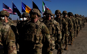 Chuyên gia cảnh báo thời điểm NATO có thể sụp đổ vì Ukraine