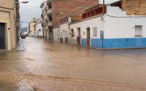 Clip: Tây Ban Nha phát báo động đỏ về mưa lũ tại nhiều khu vực
