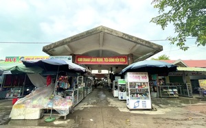 Quảng Bình: Cần đảm bảo quyền lợi cho tiểu thương chợ Ba Đồn khi cấp thẻ quầy