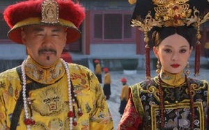 Đâu là biến cố lớn nhất cuộc đời hoàng đế Khang Hi?