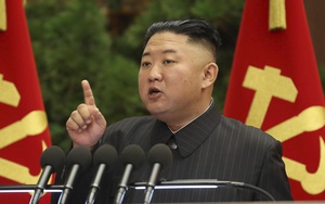 Ông Kim Jong Un ra lệnh 'mài gươm báu thật sắc', cảnh báo ớn lạnh Mỹ, Hàn Quốc