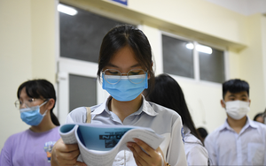 Các trường THPT hot ở Hà Nội “cấp tập” cho học sinh thi thử lớp 10