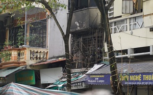 Hình ảnh từ hiện trường vụ cháy nhà làm 4 người trong gia đình tử vong ở Hàng Lược, Hà Nội