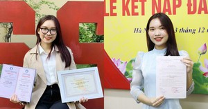 Nữ Đảng viên trường Nhân văn là Sinh viên 5 tốt, vượt định kiến chinh phục những thành tích tiêu biểu