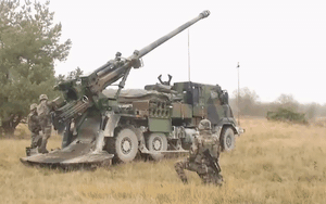 Ukraine sẽ có ngay 78 khẩu pháo CAESAR trong năm 2024