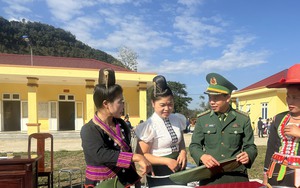 Bộ Chỉ huy BĐBP tỉnh Lai Châu: Mang xuân về với bà con biên giới Thò Ma- Ảnh 13.
