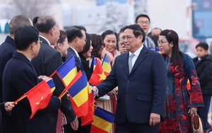 Thủ tướng Phạm Minh Chính gặp gỡ cộng đồng người Việt Nam tại Romania