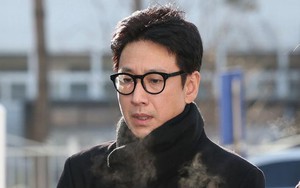 Dispatch bị cảnh sát Hàn Quốc khám xét sau cái chết của Lee Sun Kyun