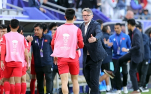 VFF tin tưởng HLV Troussier dẫn dắt ĐT Việt Nam hướng tới mục tiêu World Cup