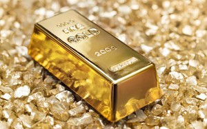 Giá vàng hôm nay 4/1: Vàng thế giới lao dốc, trong nước tiếp tục tăng
