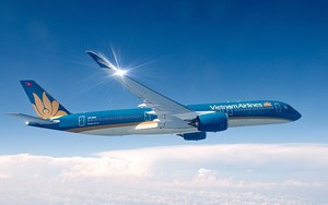 Vietnam Airlines ước doanh thu 2023 tăng 30%, cổ phiếu HVN có thể ở lại sàn HoSE