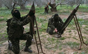 Lữ đoàn Al-Qassam khét tiếng của Hamas tấn công Tel Aviv dữ dội bằng hàng loạt tên lửa hạng nặng
