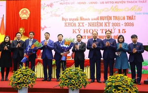 Ông Phùng Khắc Sơn được bầu làm Phó Chủ tịch UBND huyện Thạch Thất