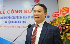 Giáo sư - Giảng viên cao cấp Trường Đại học Y Hà Nội là Viện trưởng, từng nhận Bằng khen của Thủ tướng