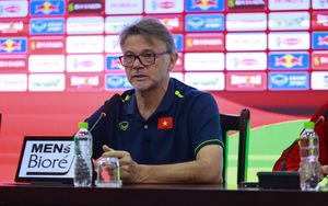 HLV Troussier chốt danh sách ĐT Việt Nam dự Asian Cup 2024