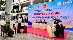 Nhiều khoản gắn mác “tự nguyện” đầu năm học, phụ huynh nghe xong bỗng… giật mình- Ảnh 4.