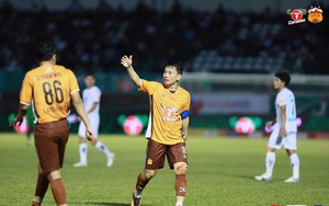 ĐT Việt Nam nhận tin dữ từ 3 cầu thủ Việt kiều hàng đầu V.League - Ảnh 10.