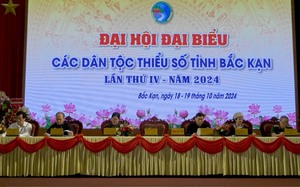 Giám đốc Công an tỉnh Bắc Kạn: Thực hiện "4 cùng" với dân, kịp thời phát hiện các vụ việc phát sinh- Ảnh 6.