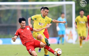 Sao trẻ của bầu Đức khiến dàn thủ môn V.League phải ngước nhìn - Ảnh 2.