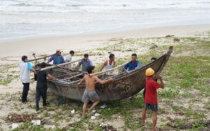 Tin mới nhất về bão số 6: Bão số 6 còn cách Hoàng Sa 230km, thẳng tiến Quảng Trị - Quảng Nam - Ảnh 2.