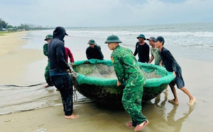 Đà Nẵng mưa lớn, nhiều nơi ngập lụt, Sở GD&ĐT chỉ đạo các trường chủ động cho học sinh nghỉ học- Ảnh 6.