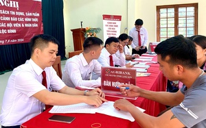 Ông Nguyễn Hồng Hải, Phó Chủ tịch UBND tỉnh Bình Thuận chủ trì hội nghị đối thoại với nông dân - Ảnh 6.