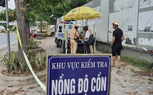 TP.HCM: Bị CSGT xử lý, nam sinh lớp 9 nói 'do không có nón bảo hiểm nên không đội' - Ảnh 8.