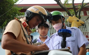 Nam sinh bị ép ăn đất, hút thuốc lá có hoàn cảnh rất khó khăn, bố mới qua đời- Ảnh 6.