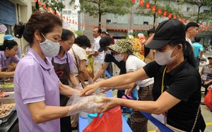 Phiên chợ đoàn kết, tương thân tương ái- Ảnh 38.