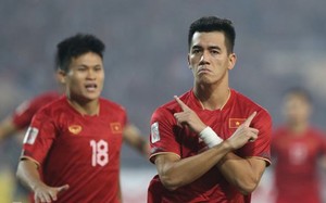 Ngôi sao đang lên nào ở V.League bất ngờ được HLV Kim Sang-sik "tặng quà"? - Ảnh 3.