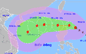 NÓNG: Tin bão mới nhất, bão Yinxing đã vào biển Đông, thành bão số 7, đang là cơn bão mạnh cấp 14 - Ảnh 4.