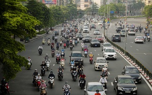 Nhìn từ trên cao, Hà Nội sương mù dày đặc, ô nhiễm bụi mịn nằm trong top thế giới - Ảnh 15.