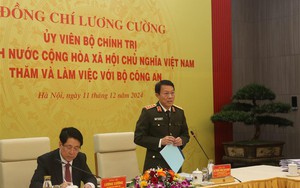 Thứ trưởng Lê Quốc Hùng lắng nghe phản ánh liên quan trách nhiệm giải quyết của công an cơ sở - Ảnh 3.