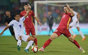 Quang Hải cho 3 đối thủ “hít khói” tại ASEAN Cup 2024 - Ảnh 4.