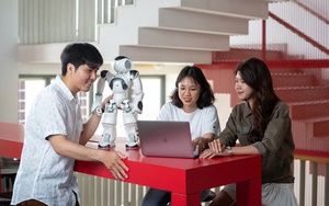 Lớp học không giáo viên gây lo ngại tại Anh - Ảnh 3.