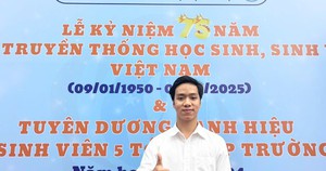 Cô giáo xoắn rách tai, đập lưng học sinh lớp 1 thâm tím: Đã có quyết định kỷ luật - Ảnh 4.