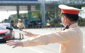 Vụ 5 thanh niên dùng mã tấu cướp gà, vịt về làm mồi nhậu ở TP.Hồ Chí Minh, có bị xử lý hình sự?- Ảnh 3.