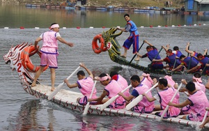 450 tay chải miền sơn cước gồng mình đua thuyền rồng trên sông Lô ở Tuyên Quang