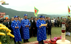 Lãnh đạo tỉnh Bình Định dâng hương kỷ niệm 235 năm Chiến thắng Ngọc Hồi - Đống Đa